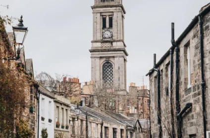 Edinburgh Tour App & Game-bookicharter.com